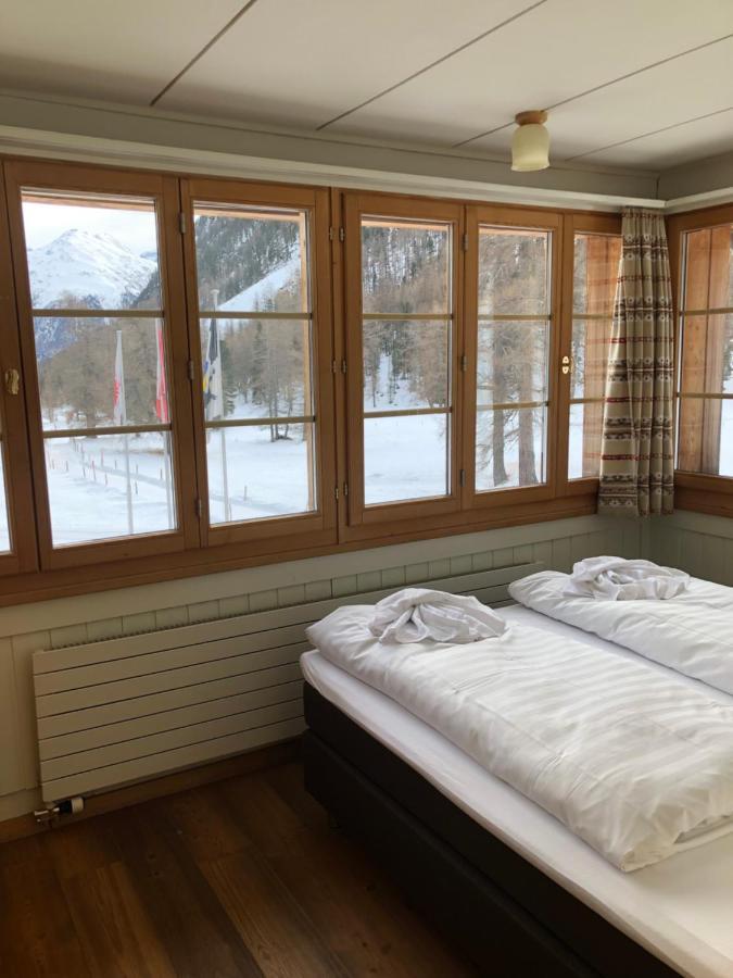 Gasthaus Spinas Bever Buitenkant foto