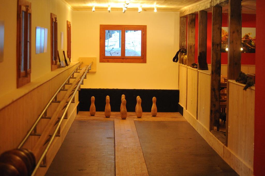 Gasthaus Spinas Bever Buitenkant foto