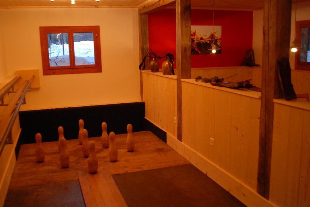 Gasthaus Spinas Bever Buitenkant foto